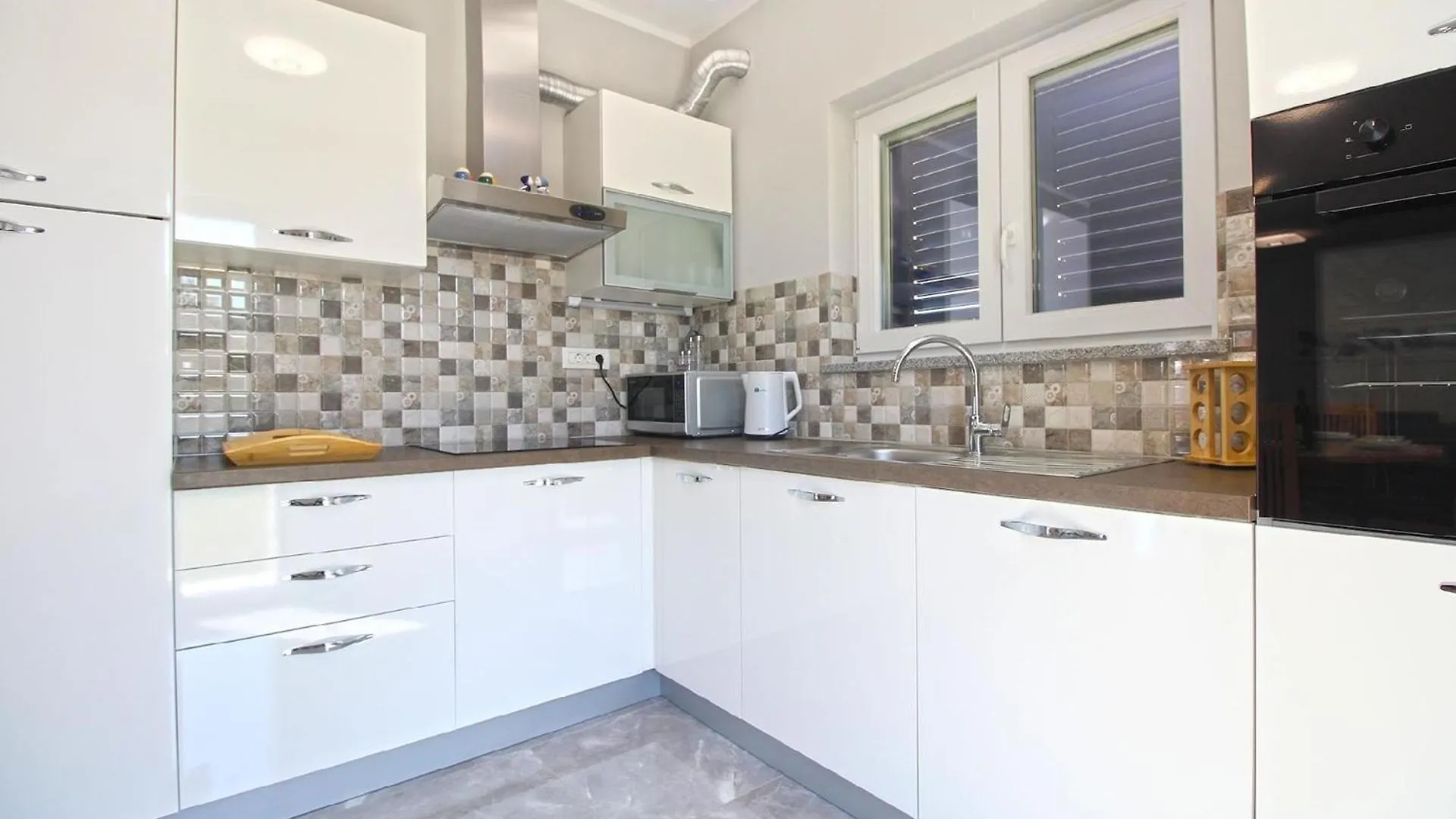 Ferienhaus Fuer 6 Personen Ca 120 Qm In Banjole, Istrien Istrische Riviera 0*, Banjole